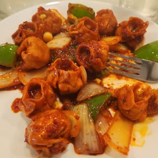 VEGETABLE CHILLI MOMO
